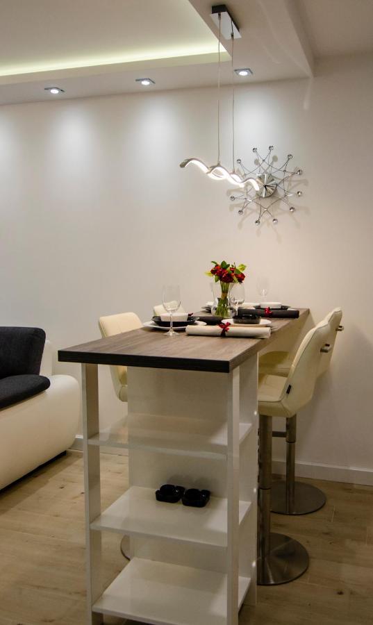 Apartman Mdb Lux Subotica Eksteriør billede